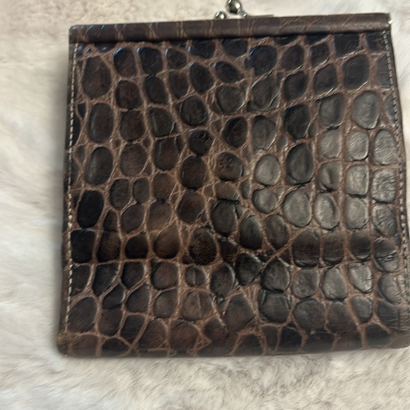 Dooney & Bourke Vintage crocodile leather print large brown bifold wallet - Picture 12 of 16